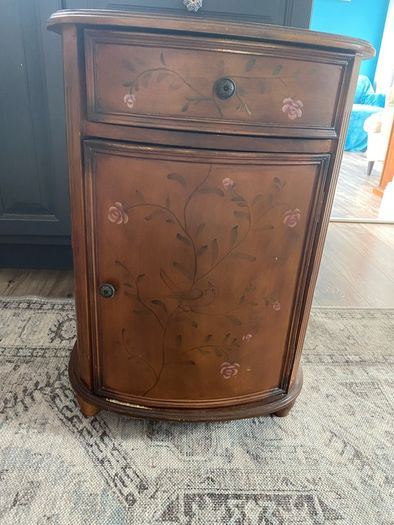 small locker unit