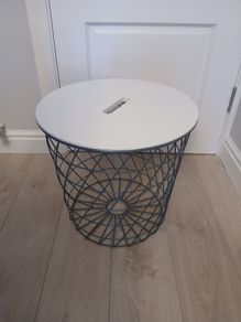 Basket/Side Table