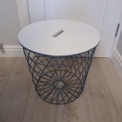 Basket/Side Table