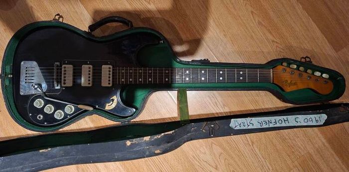 Old 1960's Hofner Selmer Strat with original case