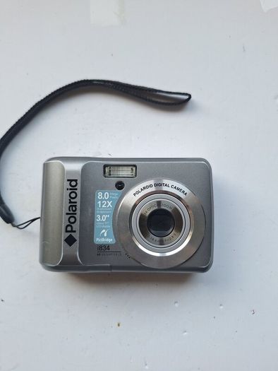 Polaroid i834 - Digital Camera