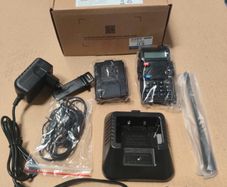 Baofeng UV-5R brand new boxed. 23 euro only. No offers