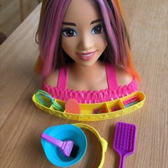 Color Barbie Styling Hairdressing Head