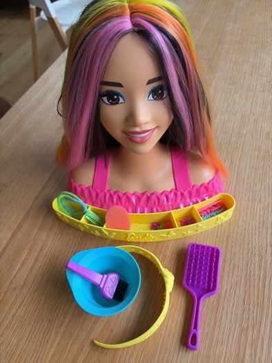 Color Barbie Styling Hairdressing Head