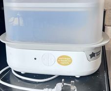 Tommy Tippee steriliser