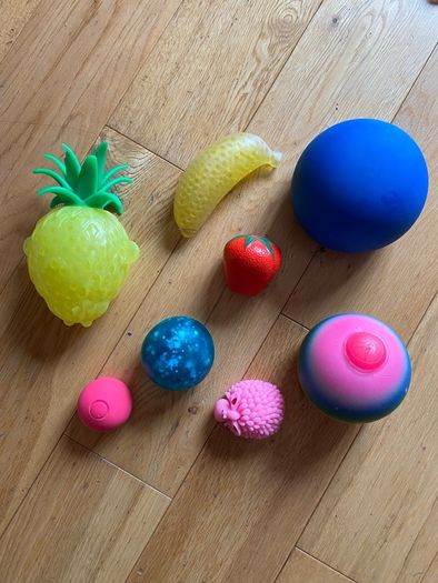 Collection of 35 Pop sockets, squishy, whacky tracks etc