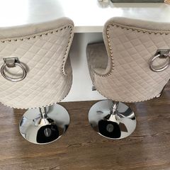 Set of 2 velvet bar stools