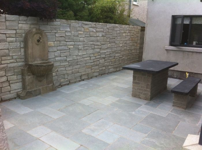 Bricklayer stonemason available