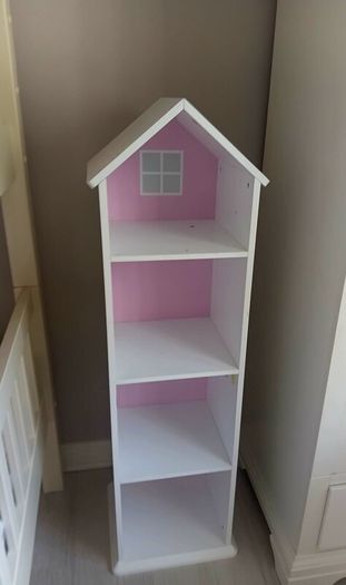 Bookcase / Shelving for Kids Bedroom