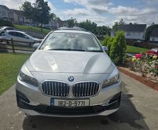 BMW 2-Series 2018 Luxury Model 7seater Automatic