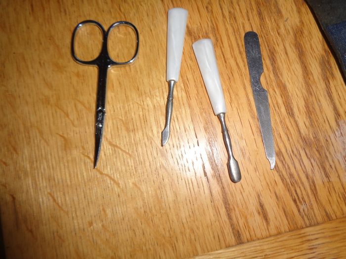 Vintage Manicure Set for Sale