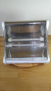 Brand New Warmlite WL42008N Radiant 2 Bar Electric Heater (1200W) - Unused Boxed