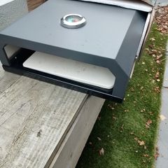 Pizza box