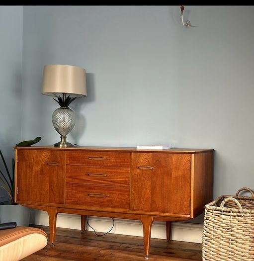 Mid century furniture sideboard / cabinet