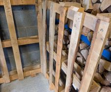 Free wooden pallets