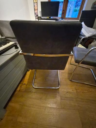 6 chairs matching
