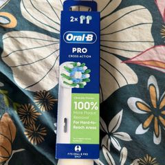 New Oral B Pro cross action toothbrush heads