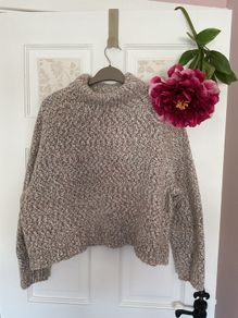 jumper chunky shorter style jumper size small primark
