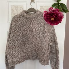 jumper chunky shorter style jumper size small primark