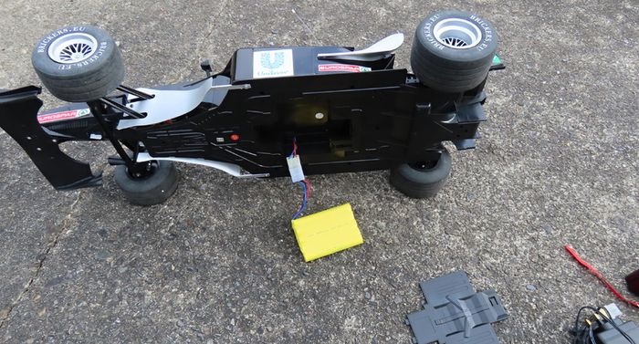 Grand Prix F1 Racing Car - 1:6 Scale Super Remote Radio Control