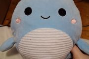 Lune the Squishmallow