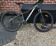 Trek Marlin 5 Mountain Bike