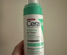 Cerave air foaming cleanser - brand new