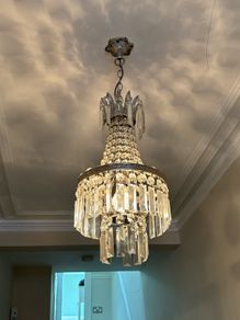 Ceiling chandelier