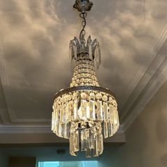 Ceiling chandelier