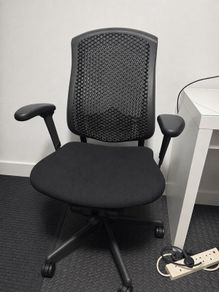 Herman Miller office chair- good as new