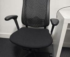 Herman Miller office chair- good as new