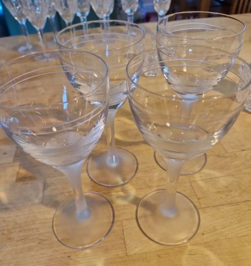 Set of 4 Waterford / Stuart Crystal Jasper Conran "Aura" Wine Glasses