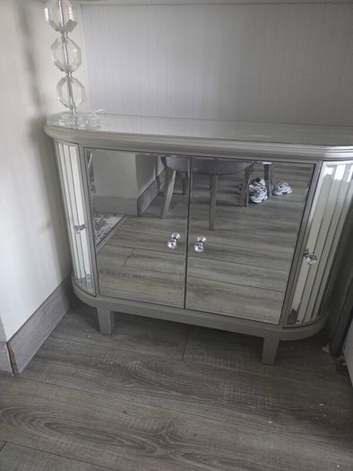 sitting room furniture