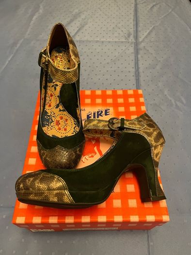 ladies Shoes