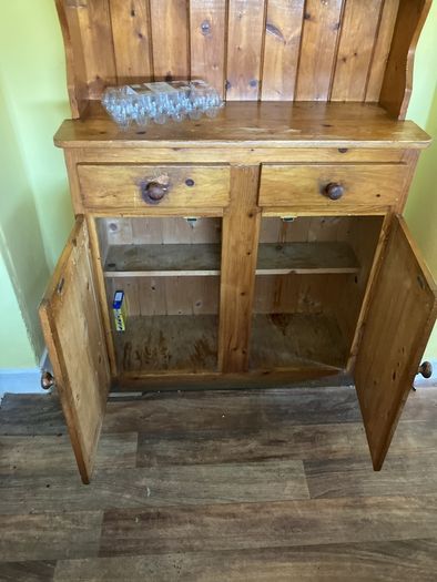 pine cabinet