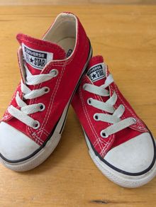 Kids/Toddler Converse Junior Size 8
