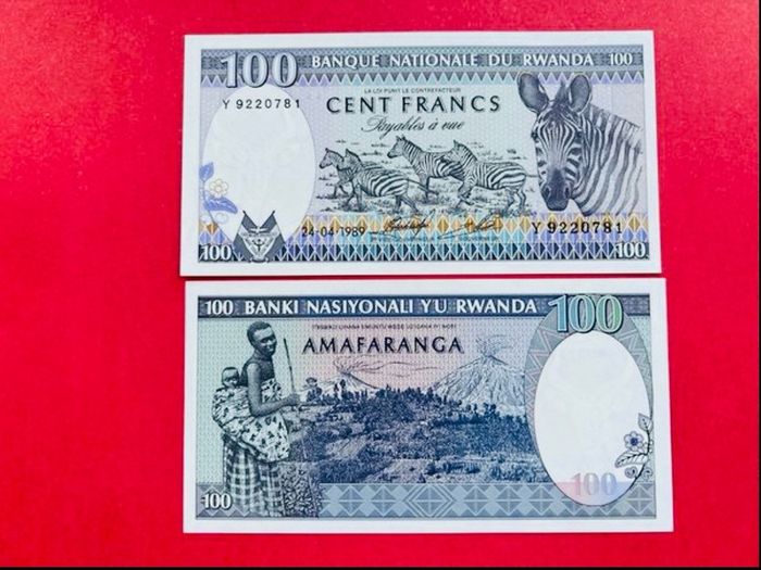 Rwanda  100 Francs. 1989. Pick 19a   ( Uncirculated )