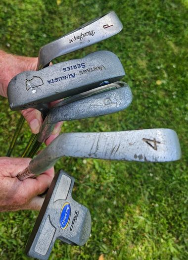 Golf clubs & size 7 shoes