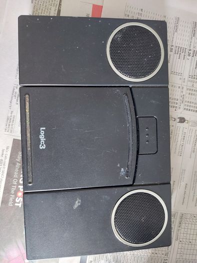 Logik 3  i-station, IPOD speaker, working fine, ideal portable music