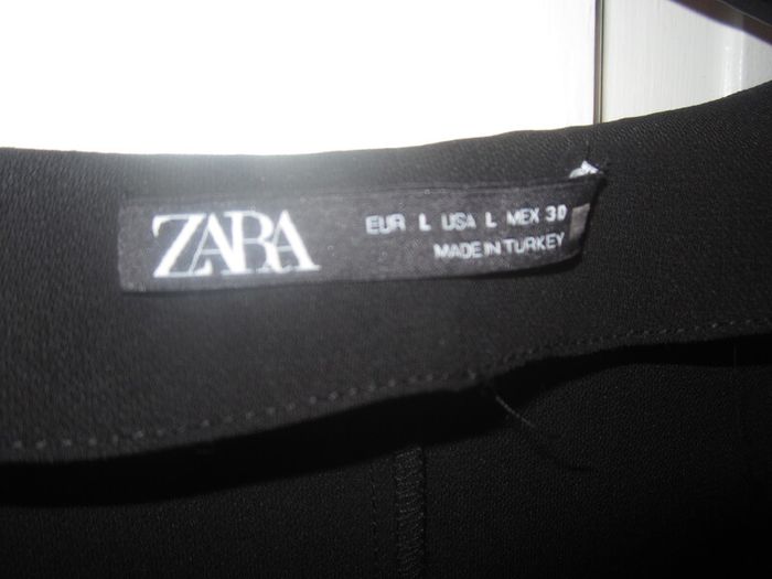 Zara    Size L
