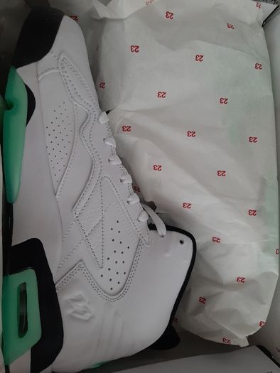 New nike mens air Jordan in box