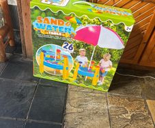 sand & water table
