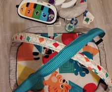 Baby Einstein 4-in-1 Kickin' Tunes Music and Language Discovery Baby Gym