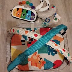 Baby Einstein 4-in-1 Kickin' Tunes Music and Language Discovery Baby Gym