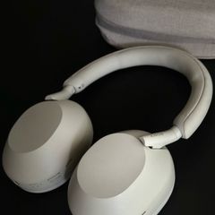 Sony WH-1000XM5 Headphones