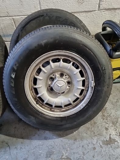 mercedes wintage wheel
