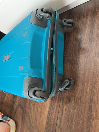 Tripp Cabin Suitcase