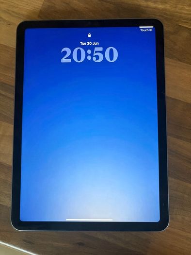 Purple IPad Air 2022