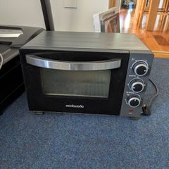 Compact oven