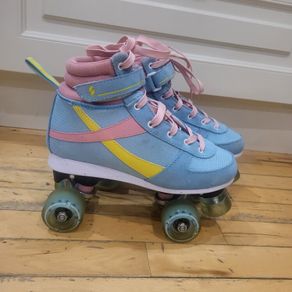 Roller Skates Size 6